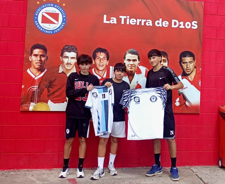 Juveniles del Club Tuyango participaron de pruebas en Ferro y Argentinos Juniors